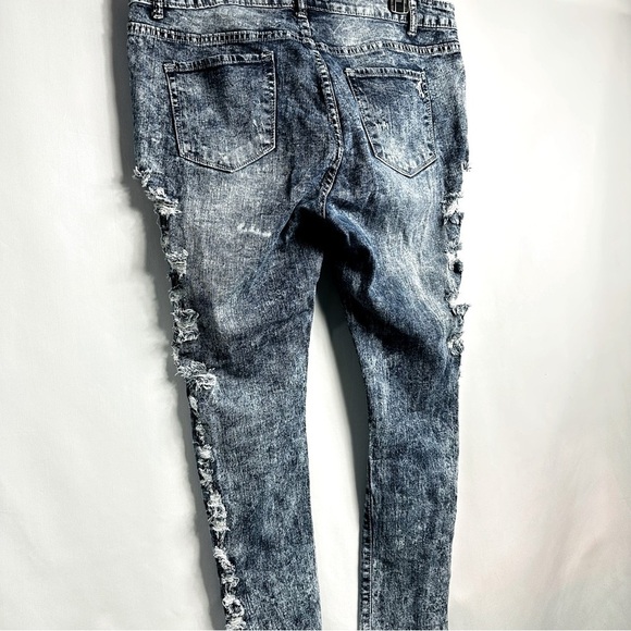 VIP Jeans Sz 17/18 Acid Wash Blue Denim Distressed Skinny Jeans w/ Side Cutouts - Picture 4 of 8